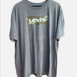 Levi’s Shirt Men’s 2XL Gray Camo Short Sleeve Graphic Tee